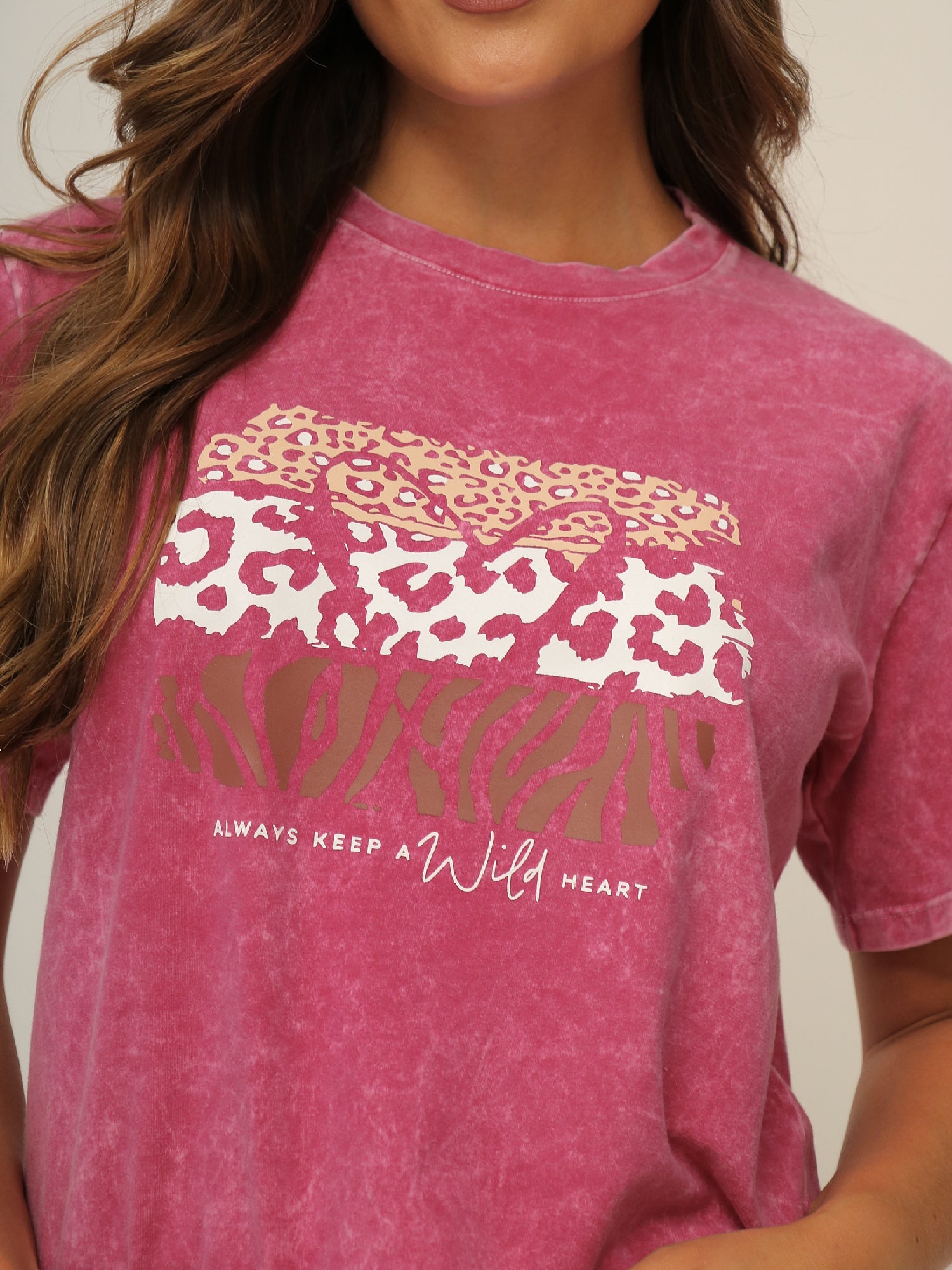 Camiseta Básica Acid Wash Estampada