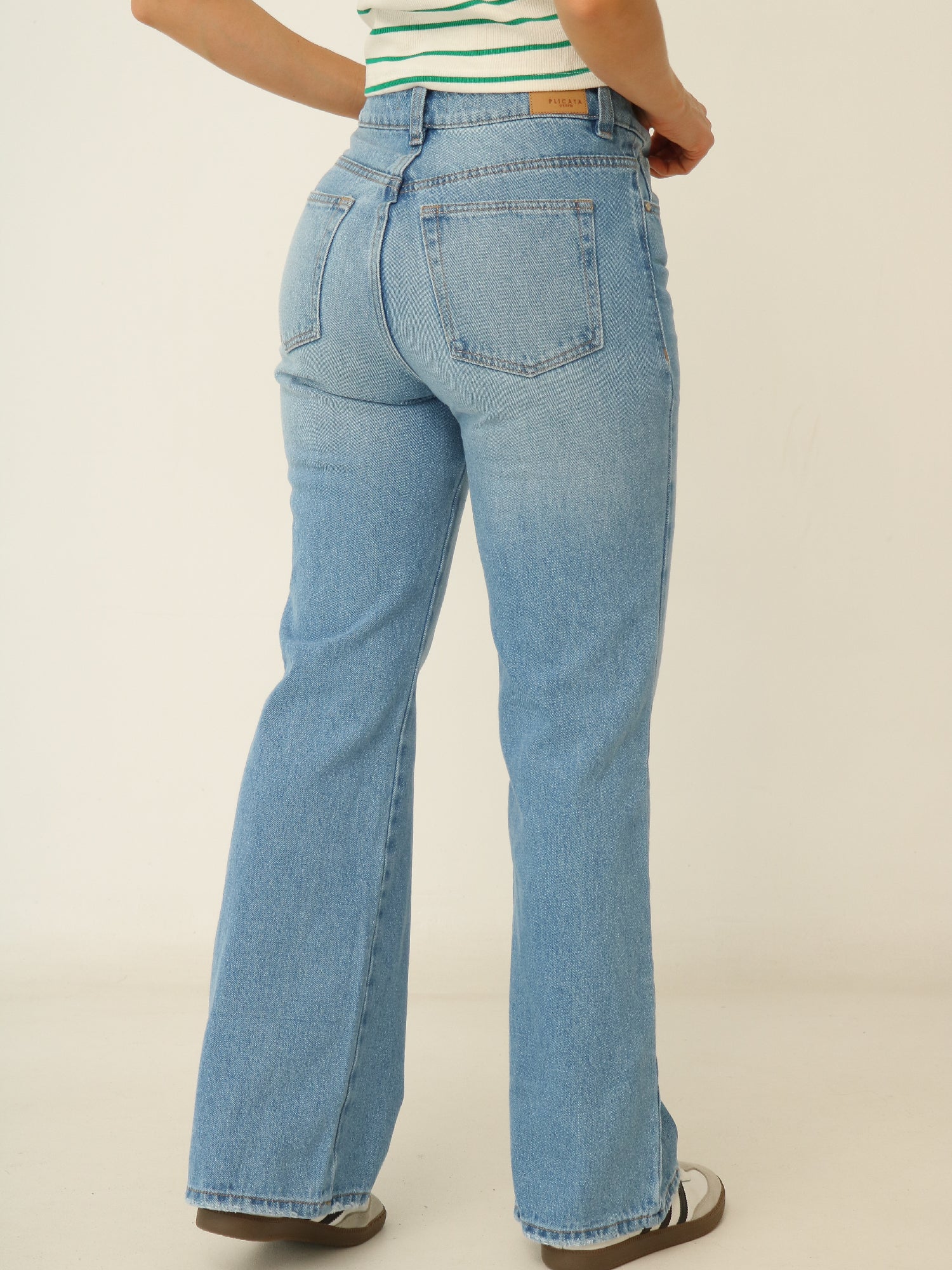 Jean Bota Ancha Azul Claro